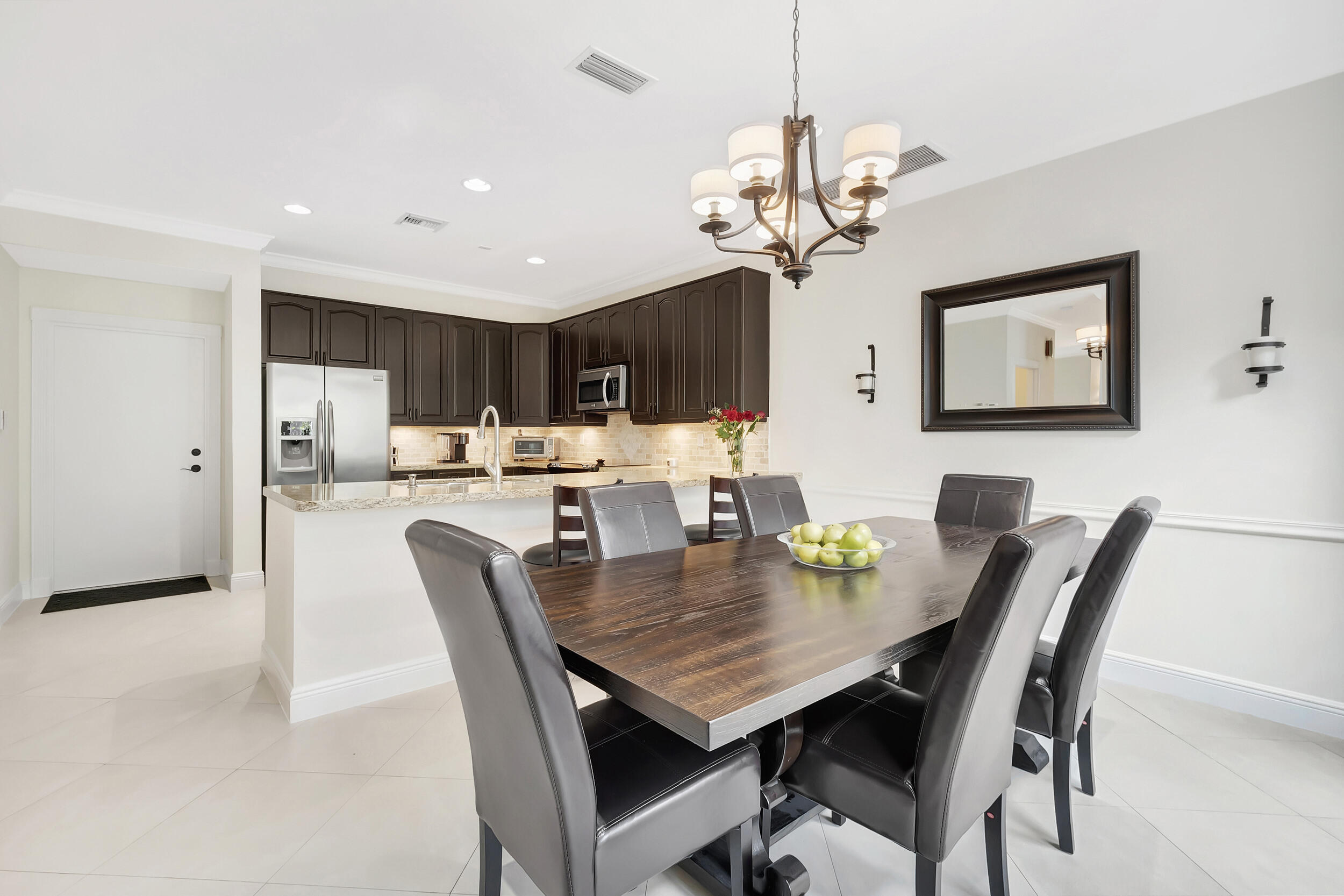 5600 Cambridge Boulevard Boca Raton, FL 33496 - Photo 9 of 27 13_dsc_1172