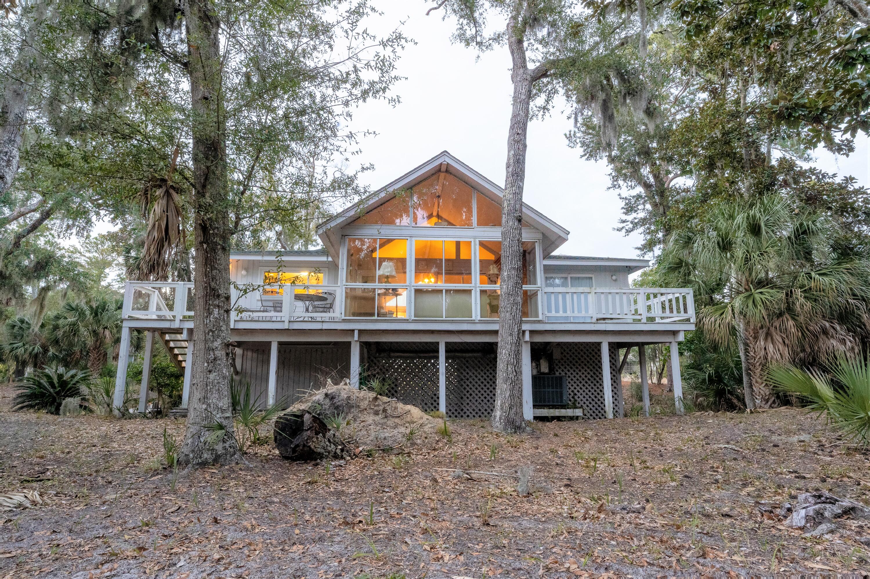 43 Rice Lane Edisto Island, SC 29438 - Photo 3 of 16 43 Rice Lane backyard 1