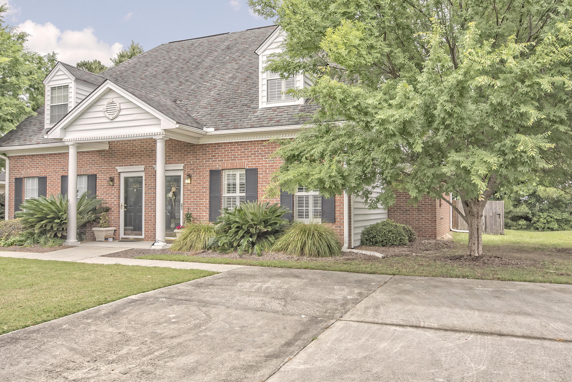 3120 Queensgate Way Mount Pleasant, SC 29466 - Photo 2 of 29 DSC_7098 - Copy