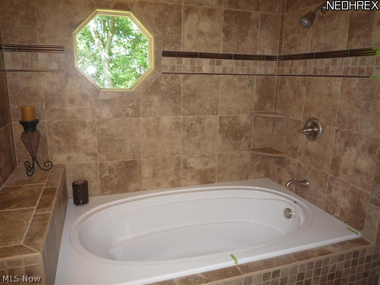 692 Miner Road Cleveland, OH 44143 - Photo 11 of 24