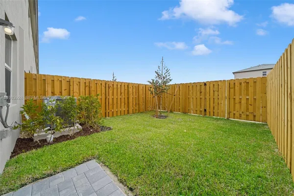 $2,995 | 33750 Southwest 194th Place, Florida City, FL 33034