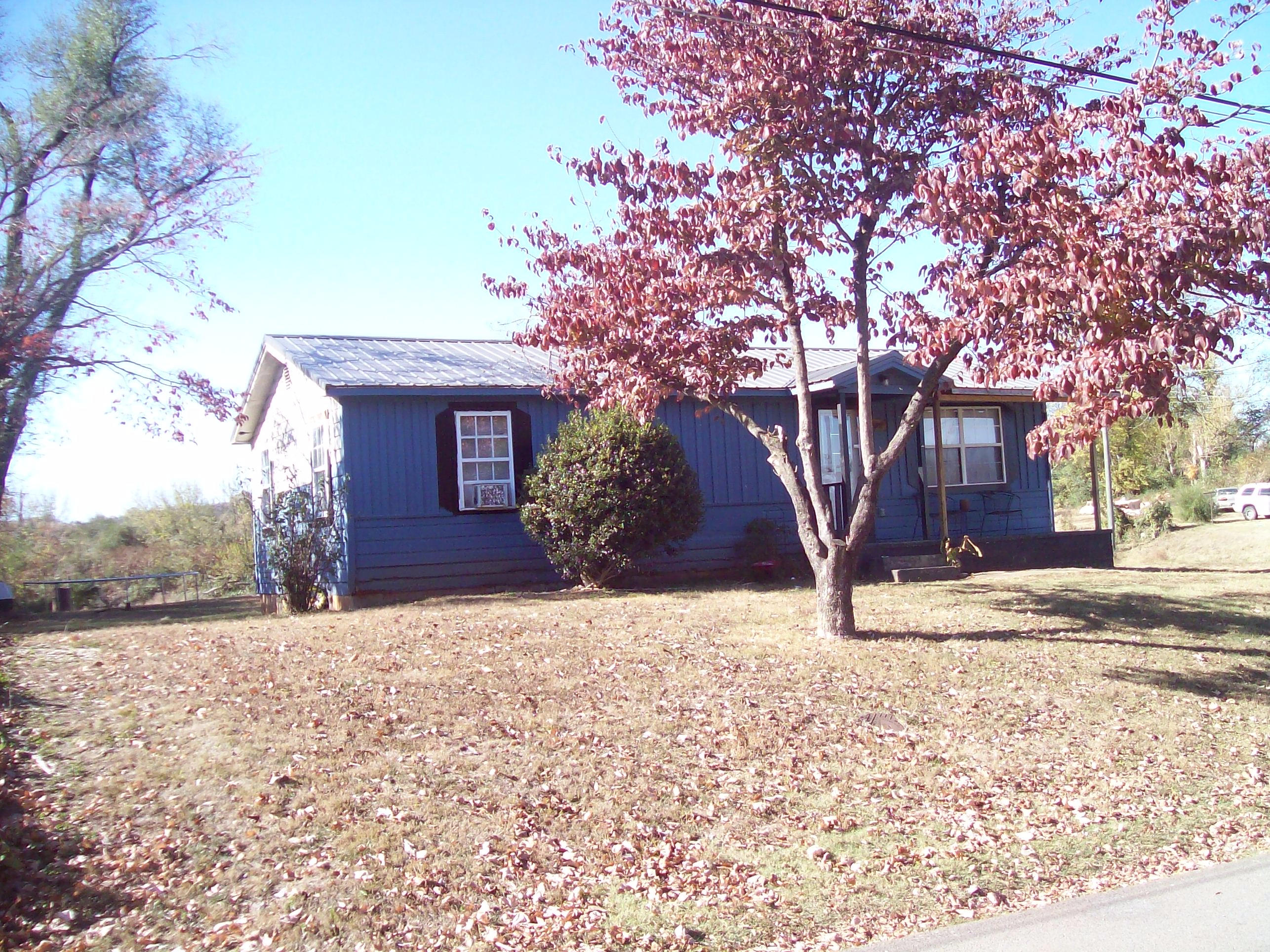 1204 Spring Street Philadelphia, TN 37846 - Photo 1 of 14 005