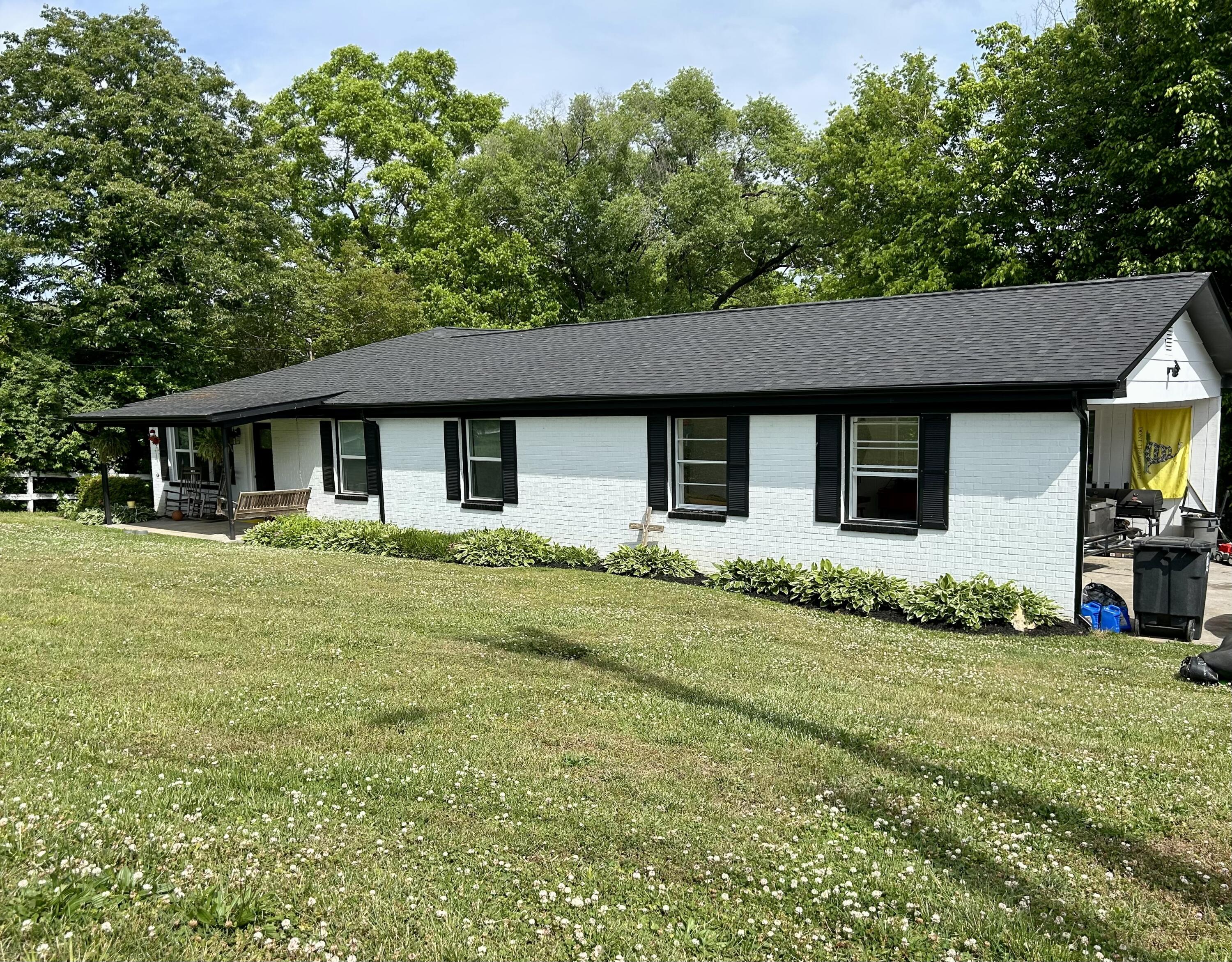 711 Walter Street Athens, TN 37303 - Photo 27 of 29 right side walter