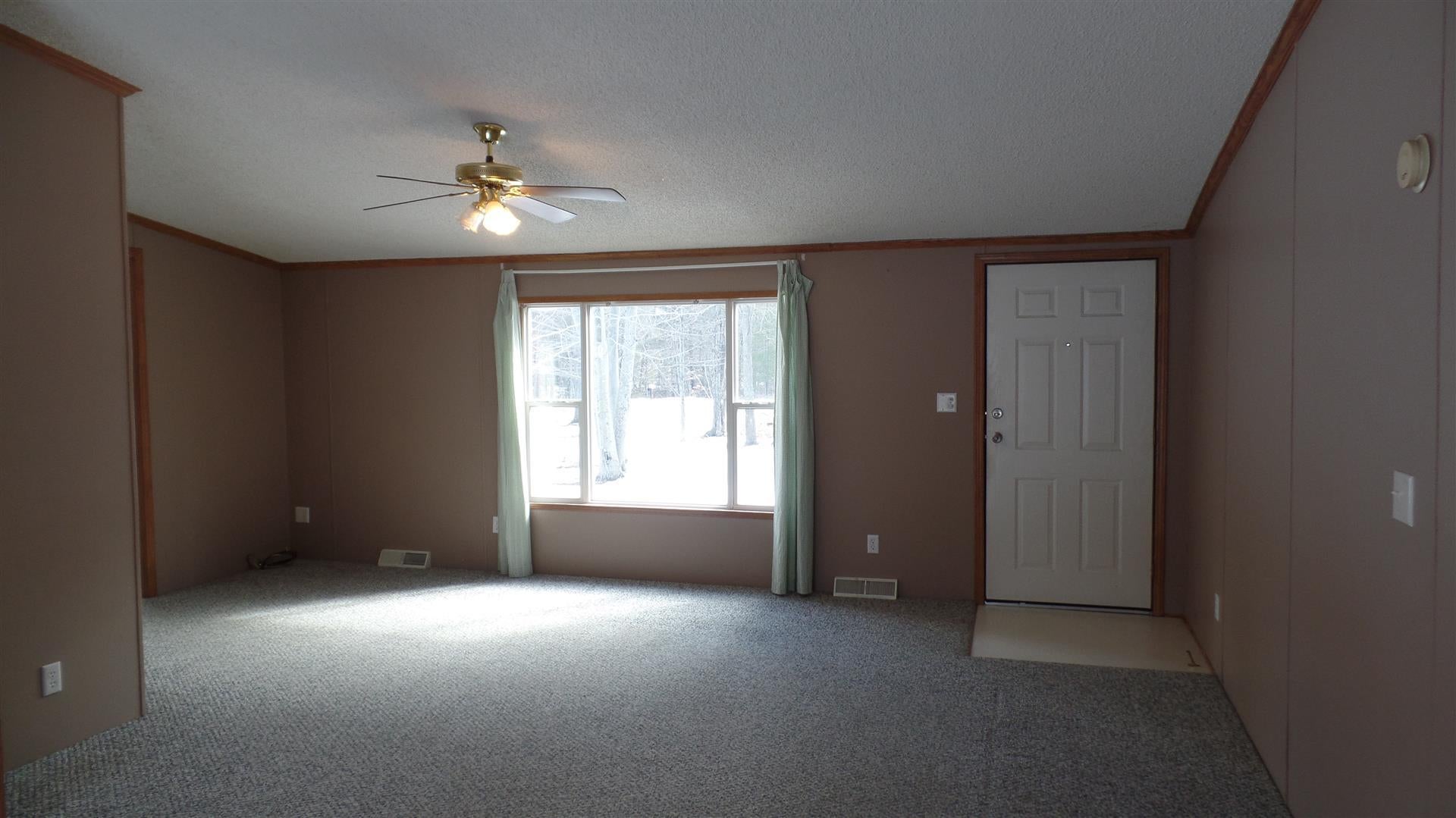 4205 Wartella Road Cheboygan, MI 49721 - Photo 16 of 30 Gallery Image 16