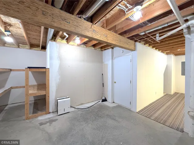 $349,900 | 210 Knollwood Street, Annandale, MN 55302