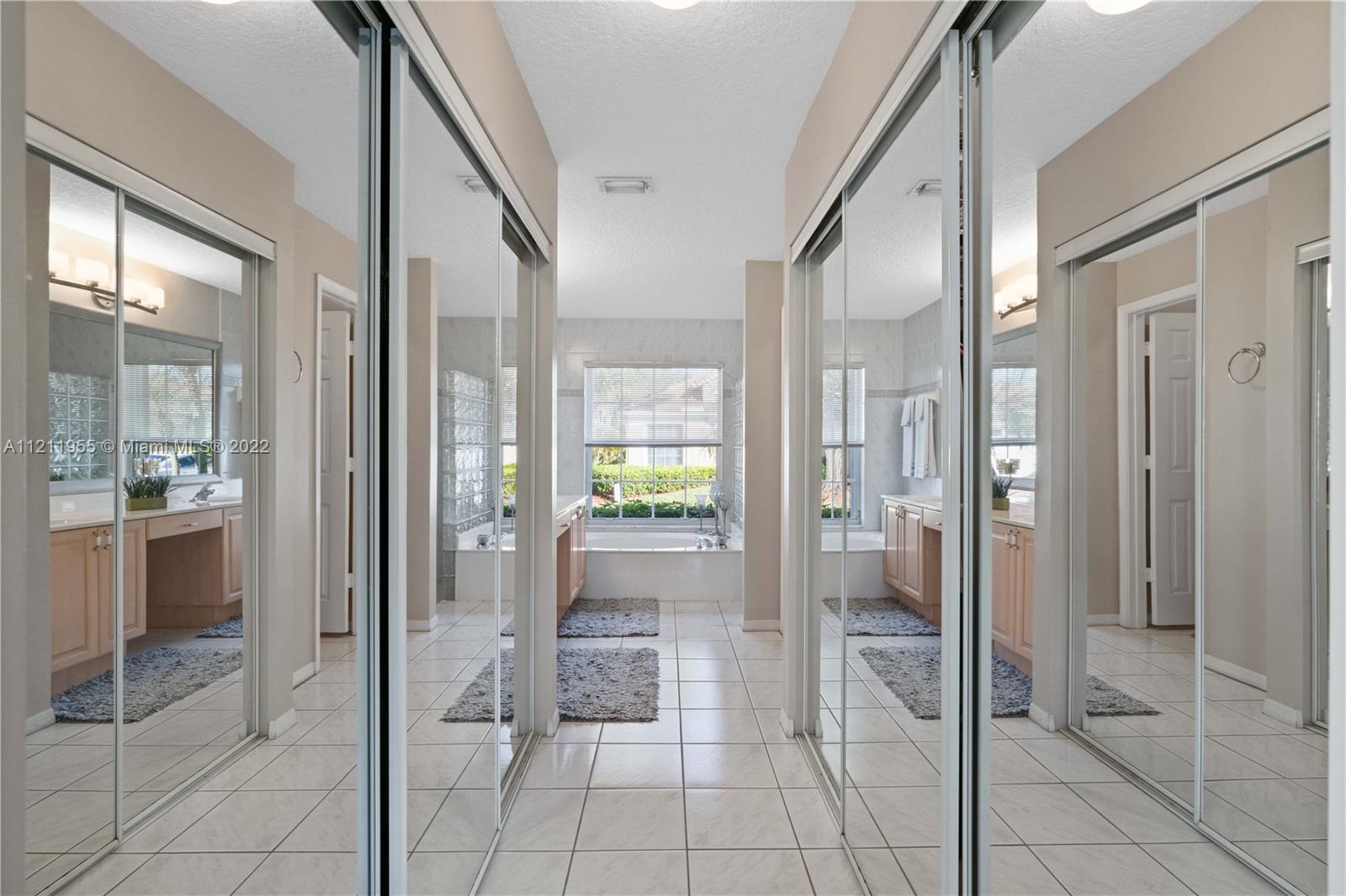 3071 Casa Rio Court Riviera Beach, FL 33418 - Photo 20 of 65 Gallery Image 20