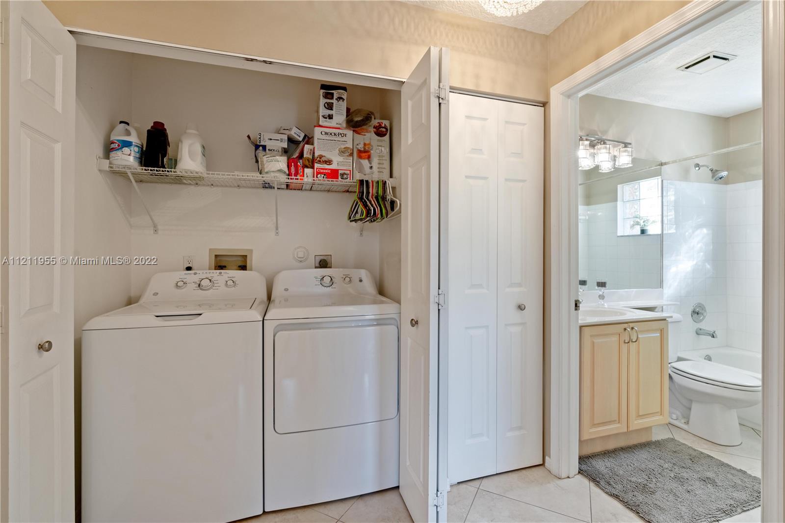 3071 Casa Rio Court Riviera Beach, FL 33418 - Photo 32 of 65 Gallery Image 32