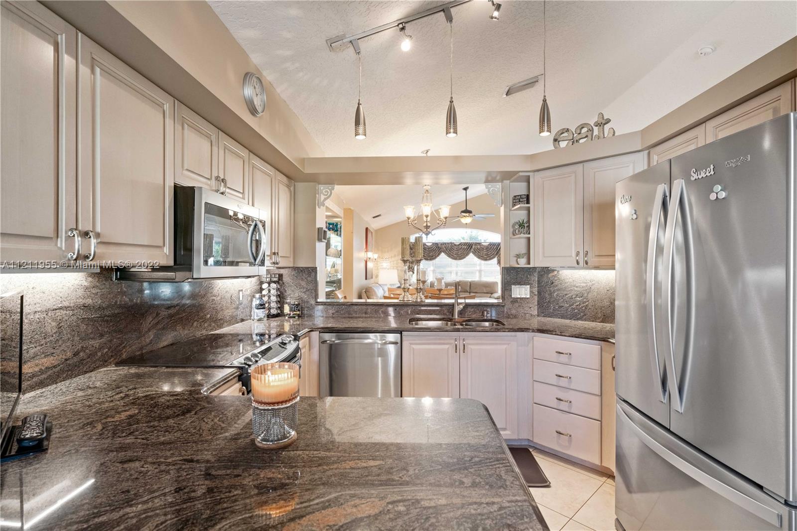 3071 Casa Rio Court Riviera Beach, FL 33418 - Photo 47 of 65 Gallery Image 47
