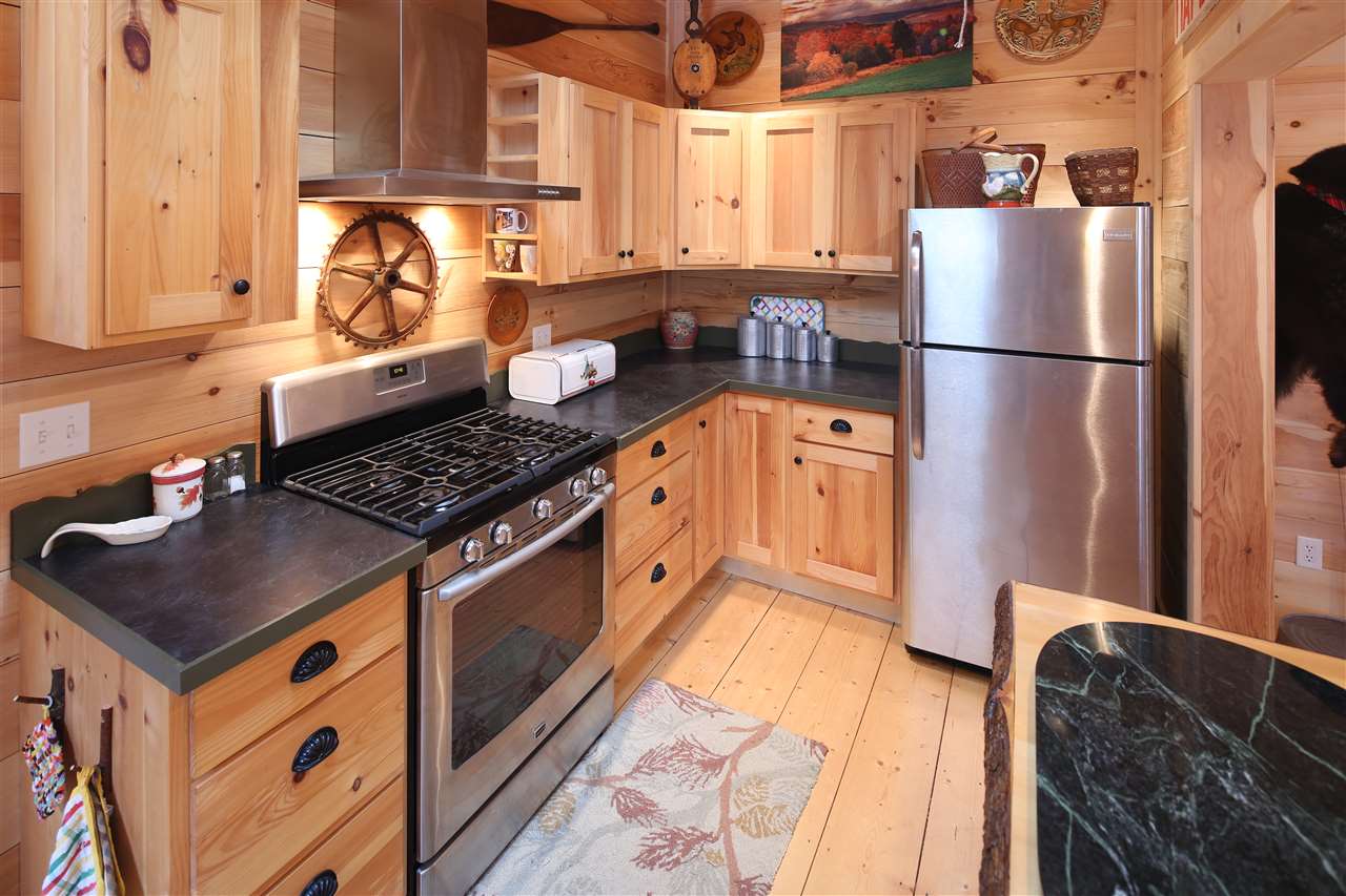 55 Perkins Brook Road Rochester, VT 05767 - Photo 10 of 31