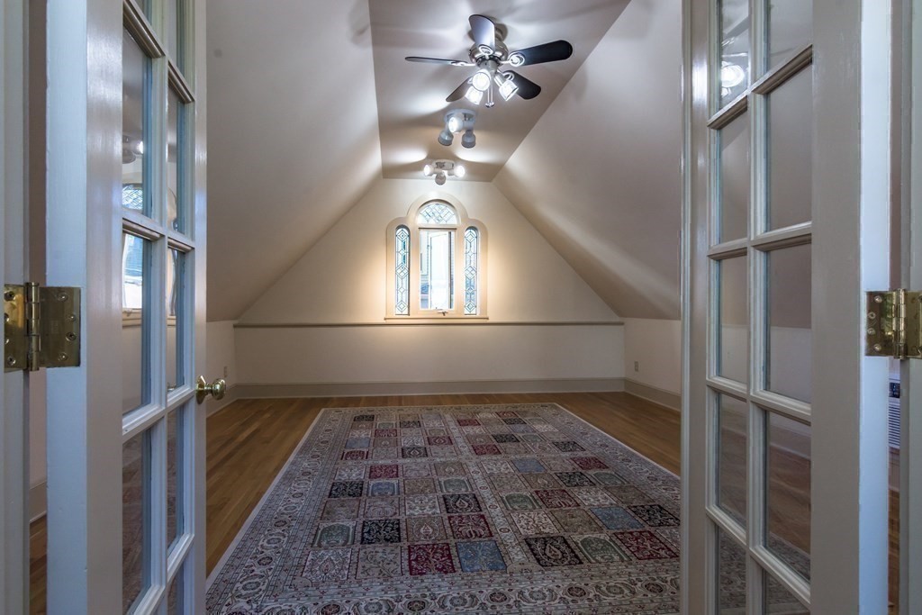 20 Usher Road Medford, MA 02155 - Photo 33 of 42