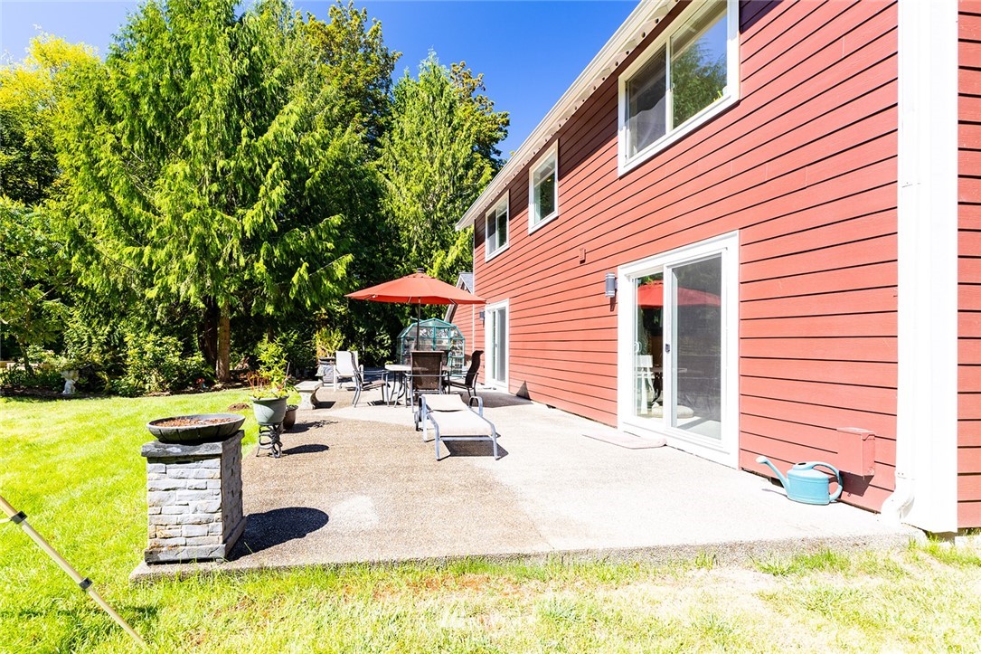 5904 Lemon Road Northeast Olympia, WA 98506 - Photo 14 of 34 Gallery Image 14