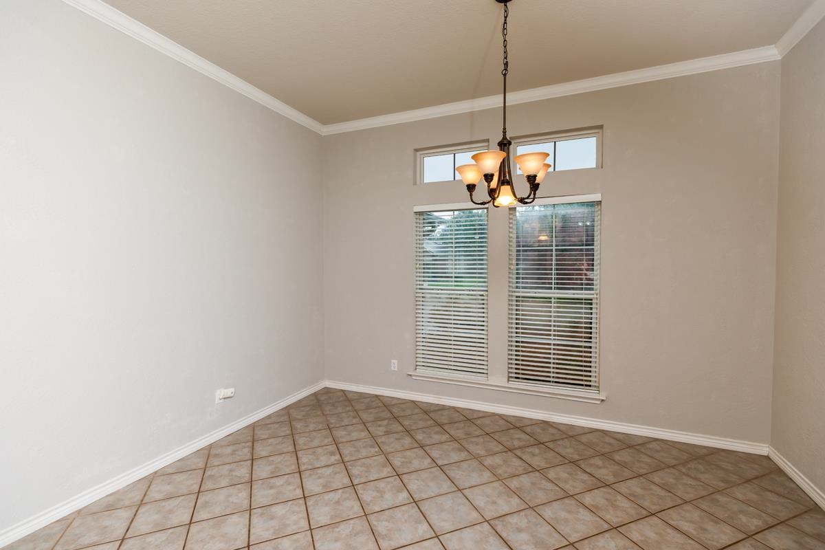 3560 Grayson Lane Beaumont, TX 77713 - Photo 5 of 30