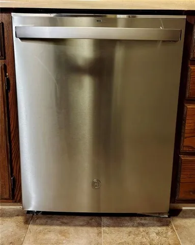 $285,000 | 13500 Pioneer Drive, Bonner Springs, KS 66012