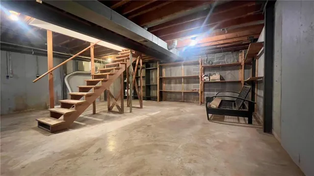 $285,000 | 13500 Pioneer Drive, Bonner Springs, KS 66012