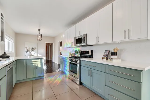 $927,000 | 735 Apgar Street, Oakland, CA 94609