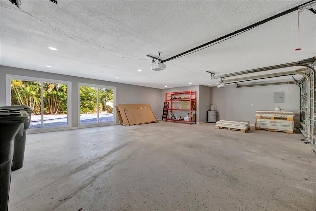 403 Longbow Trail Osprey, FL 34229 - Photo 82 of 99 a view of a garage