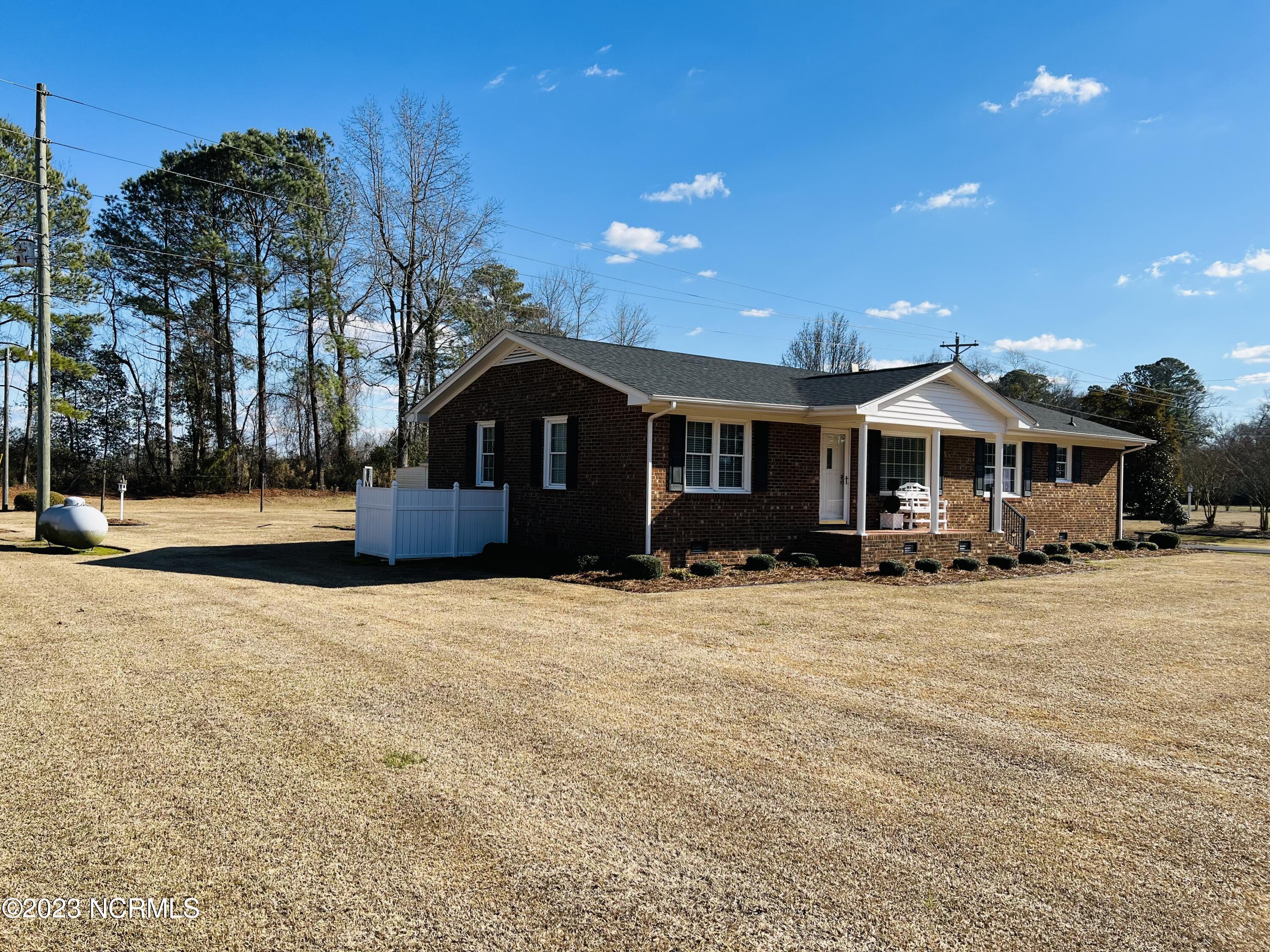 2865 Hull Road Snow Hill, NC 28580 - Photo 3 of 38 B40BAF64-B897-4BC9-96F7-D7F549869996