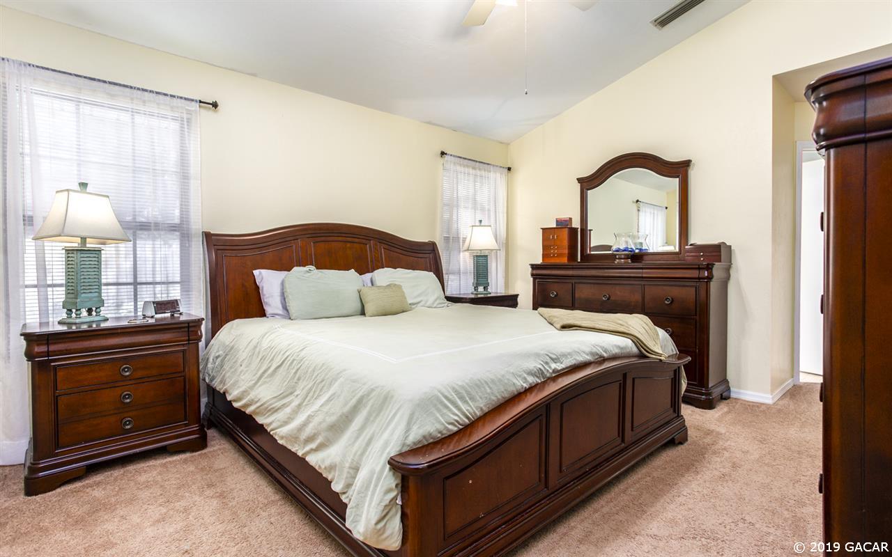 930 Southwest 79 Terrace Gainesville, FL 32607 - Photo 17 of 29 Gallery Image 17