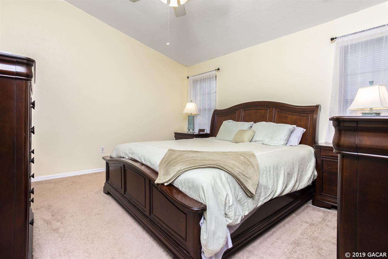 930 Southwest 79 Terrace Gainesville, FL 32607 - Photo 18 of 29 Gallery Image 18