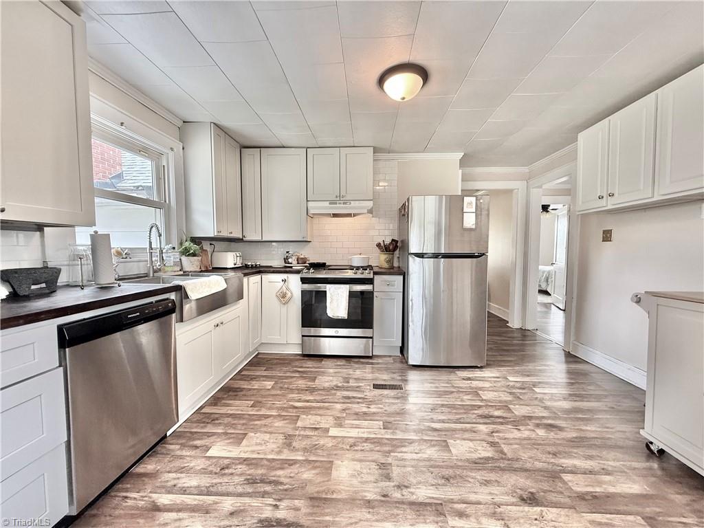 1418 Pagetown Road Elon, NC 27244 - Photo 2 of 26