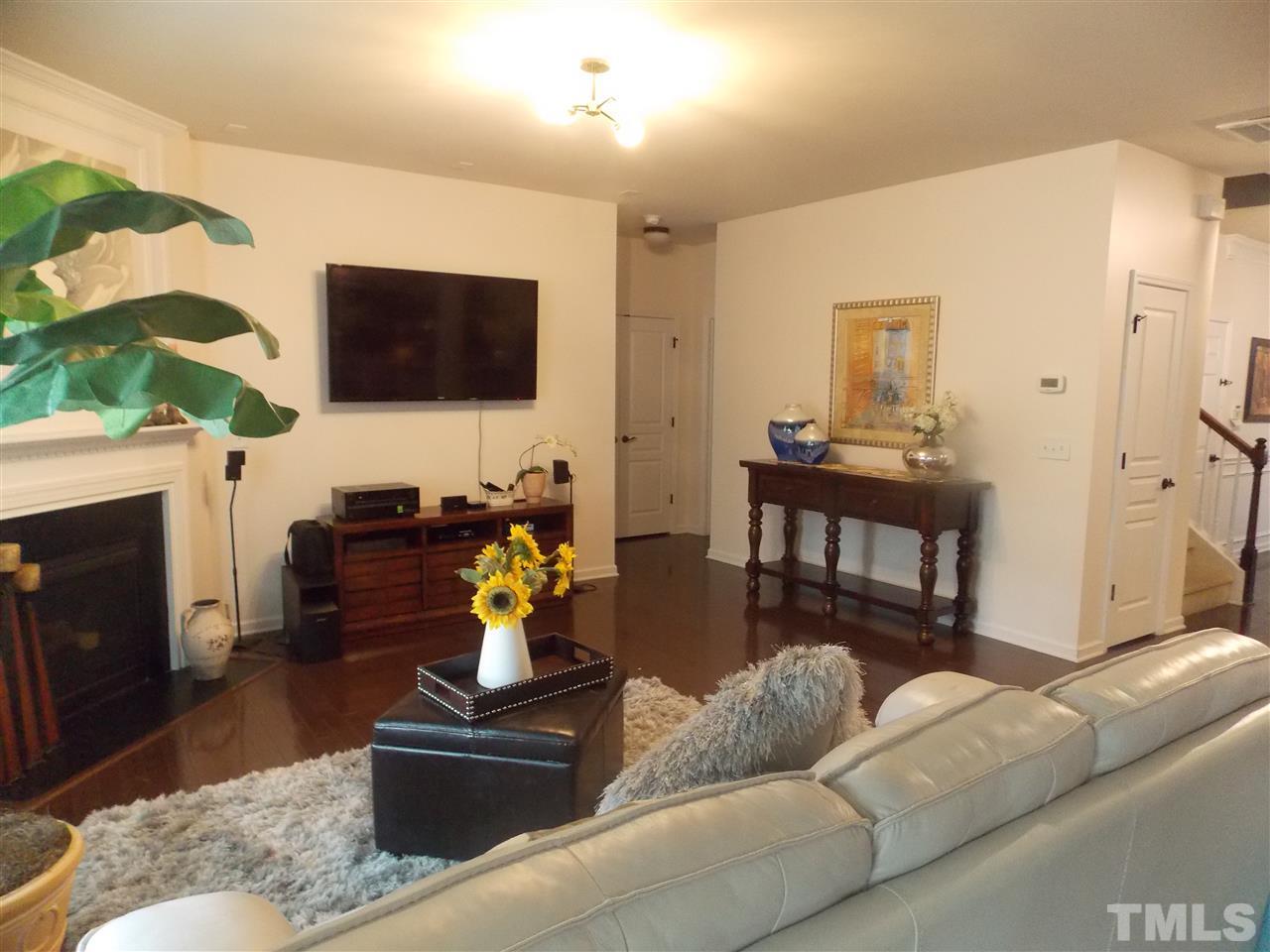 8125 Hovingham Way Raleigh, NC 27616 - Photo 10 of 28 Gallery Image 10