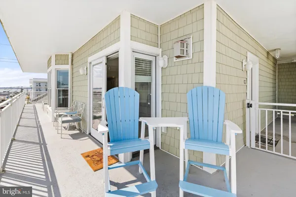 $589,000 | 102 25th Street, Unit 302, Ocean City, MD 21842
