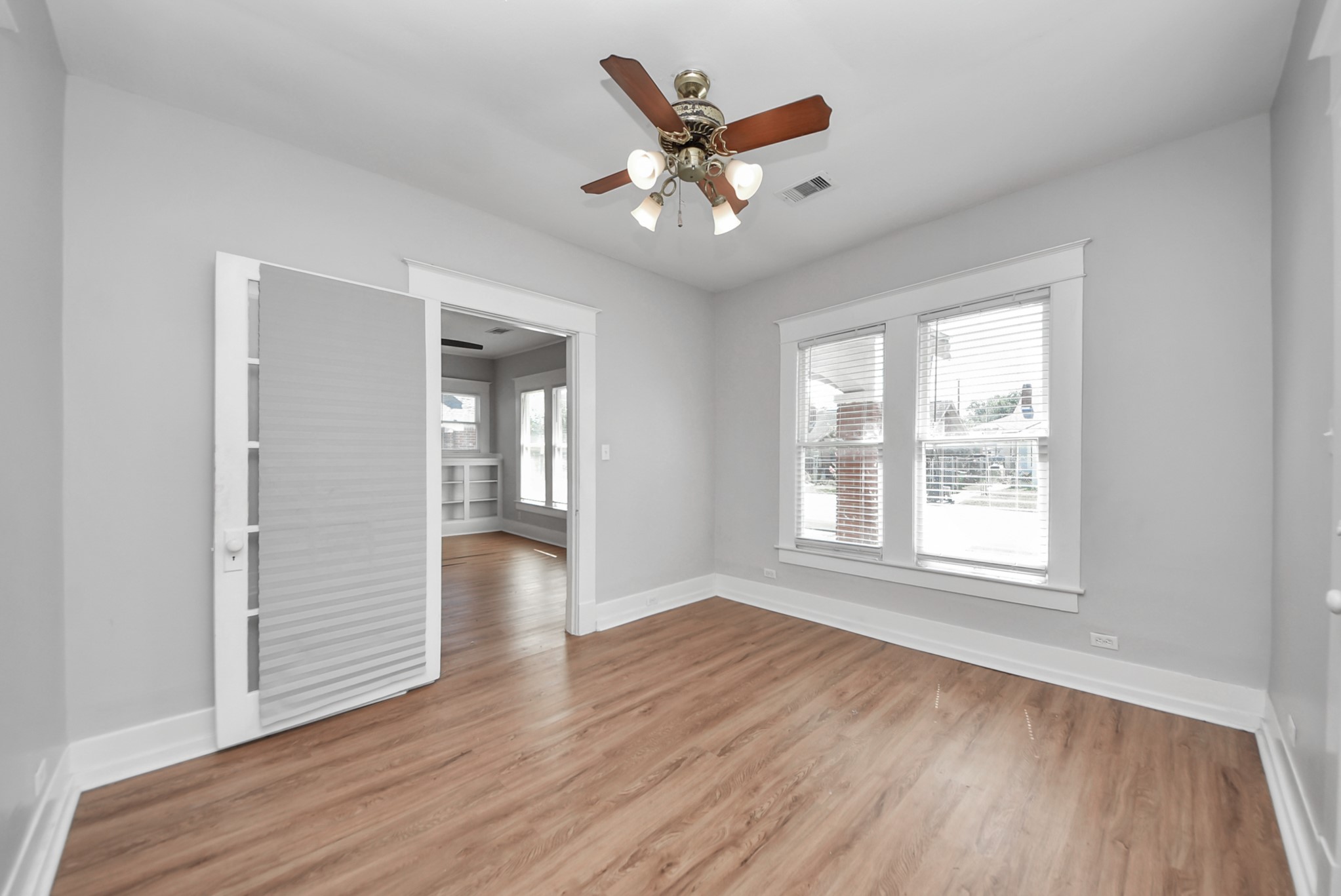 6 Jenkins Street Houston, TX 77003 - Photo 31 of 42 Bedroom #1