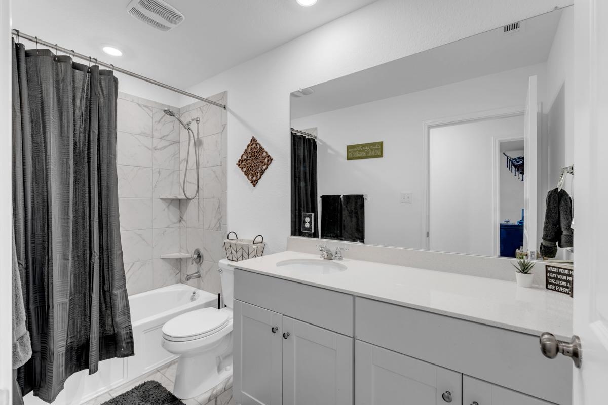 204 Lone Cedar Road Marble Falls, TX 78654 - Photo 19 of 28 Gallery Image 19