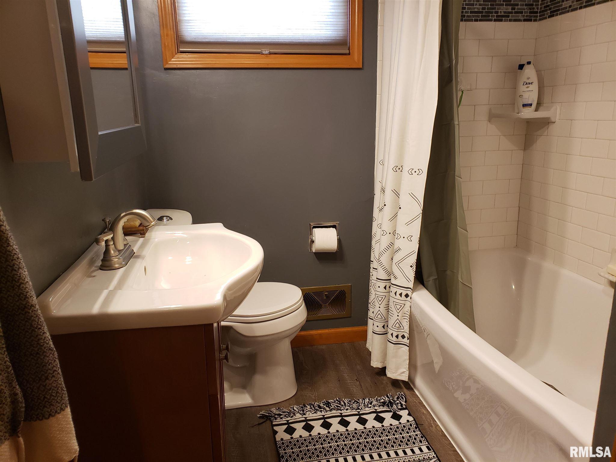 2624 Kent Drive Springfield, IL 62703 - Photo 17 of 34 Gallery Image 17