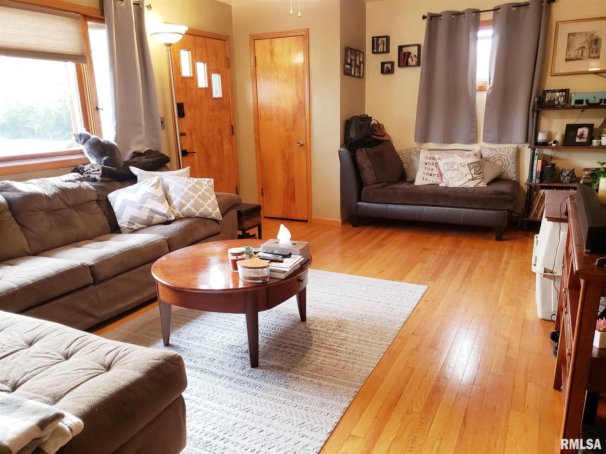 2624 Kent Drive Springfield, IL 62703 - Photo 4 of 34 Gallery Image 4
