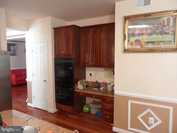 6152 Cobbs Road Alexandria, VA 22310 - Photo 14 of 21 Kitchen