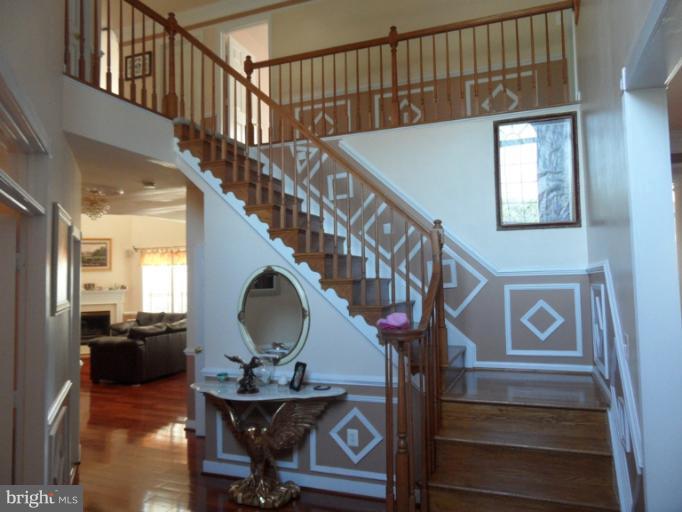 6152 Cobbs Road Alexandria, VA 22310 - Photo 10 of 21 Entrance
