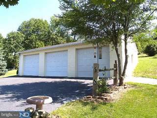 166 Crow Hill Road Barto, PA 19504 - Photo 5 of 6 Gallery Image 5