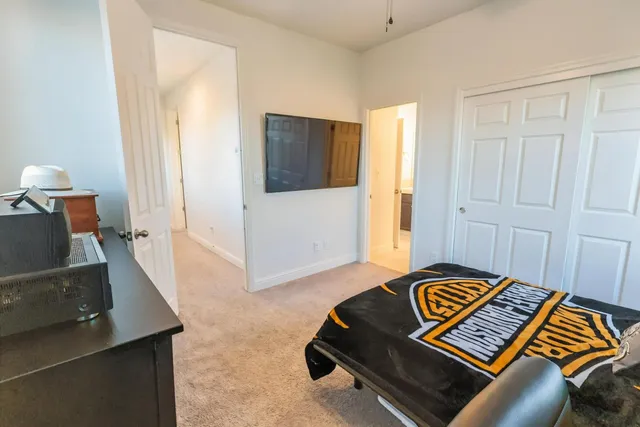 $725,000 | 2051 Sierra Avenue, Clovis, CA 93611