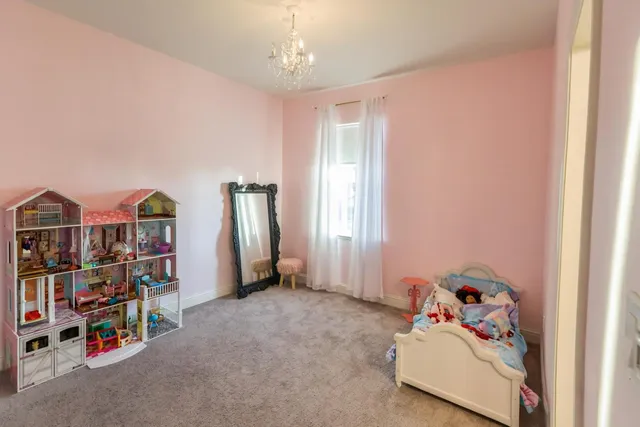 $725,000 | 2051 Sierra Avenue, Clovis, CA 93611