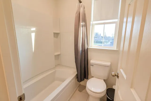 $725,000 | 2051 Sierra Avenue, Clovis, CA 93611