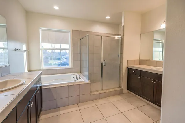 $725,000 | 2051 Sierra Avenue, Clovis, CA 93611