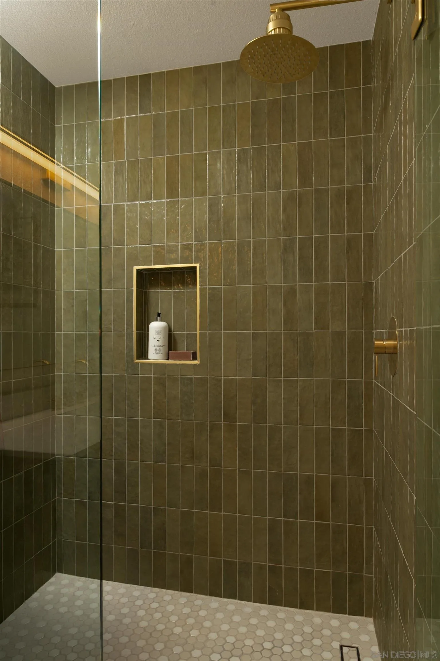 4049 Carmel View Road, Unit 82 San Diego, CA 92130 - Photo 17 of 33