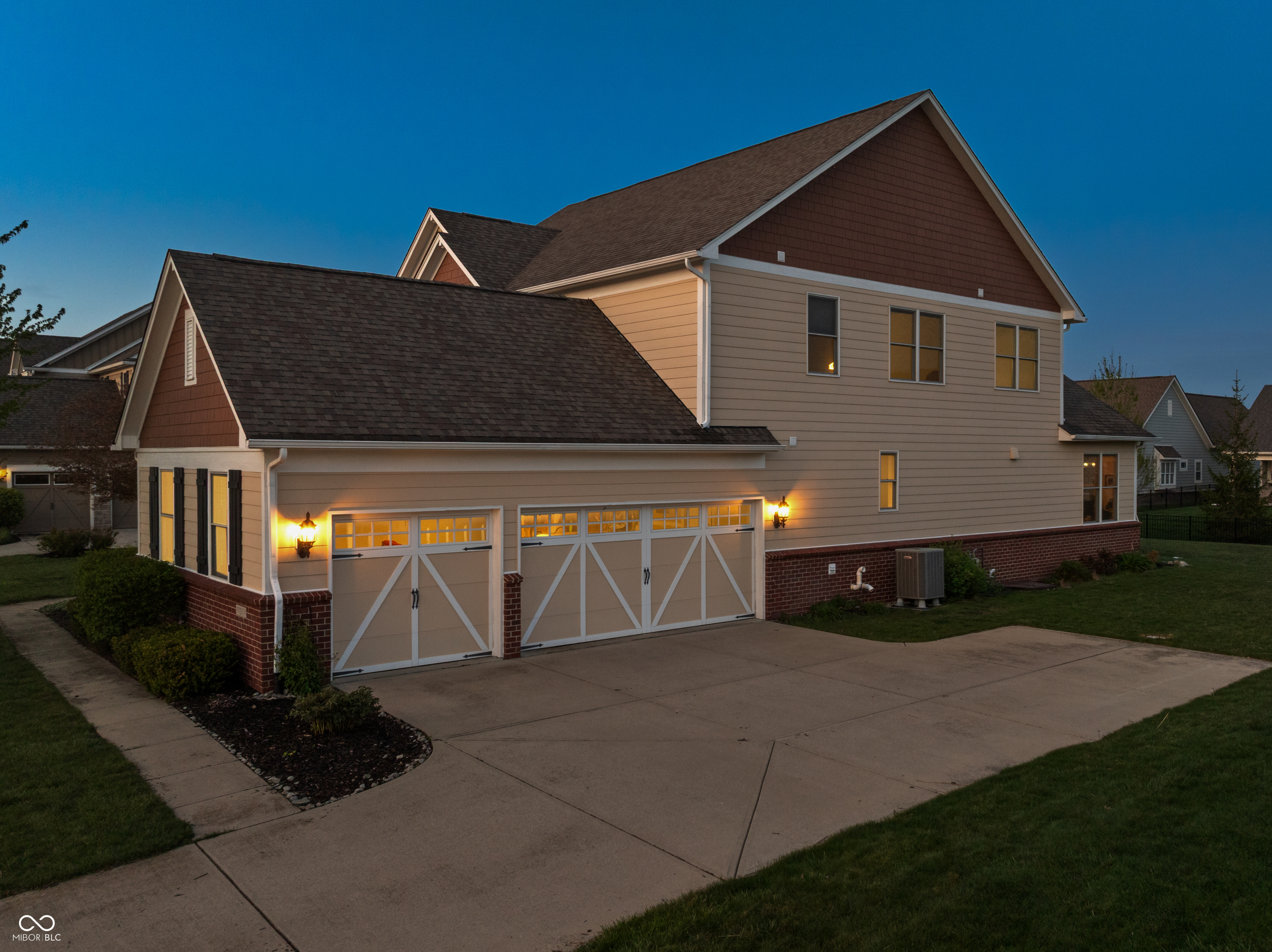 10263 Normandy Way Fishers, IN 46040 - Photo 4 of 51