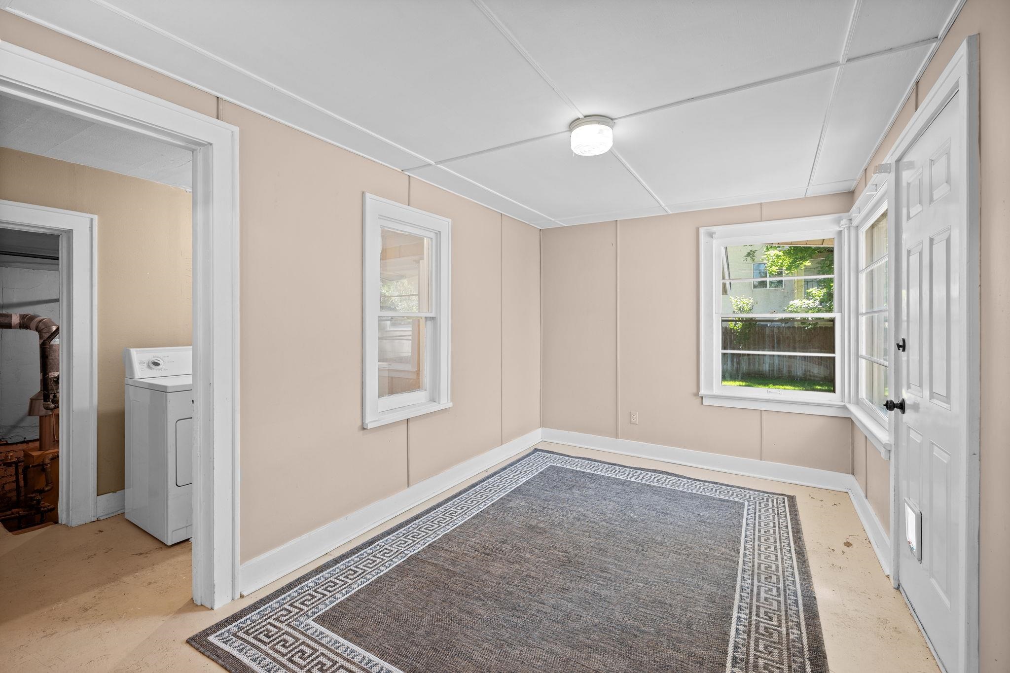 147 South Elm Street Spokane, WA 99201 - Photo 14 of 36