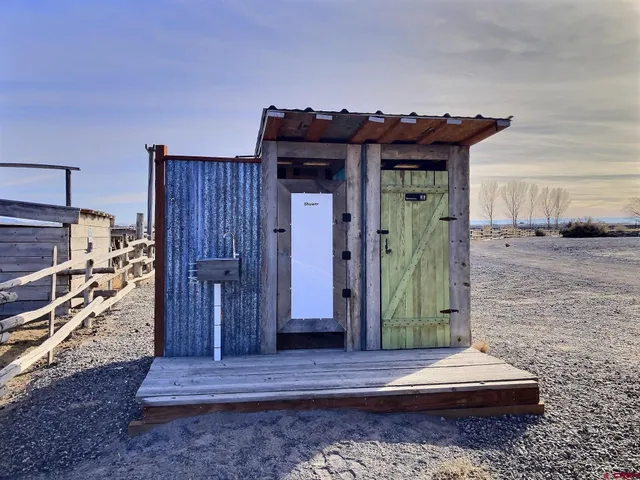 $795,000 | 20753 G Road, Delta, CO 81416