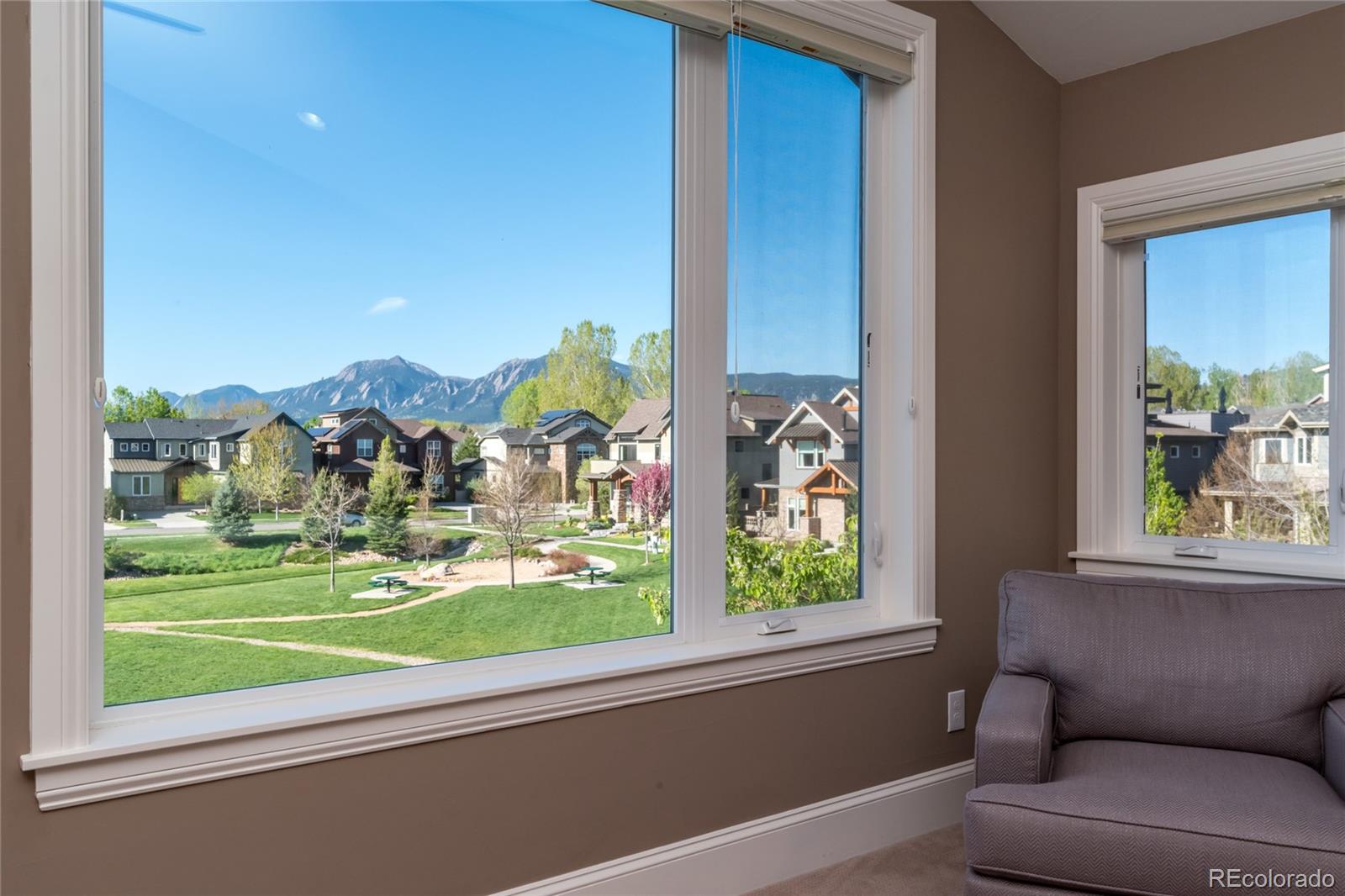4624 Sunnyside Place Boulder, CO 80301 - Photo 23 of 40 a view of a living room and entry way