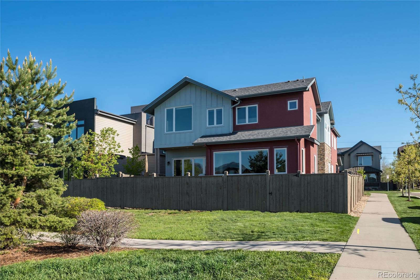 4624 Sunnyside Place Boulder, CO 80301 - Photo 40 of 40 a front view of a house with a yard