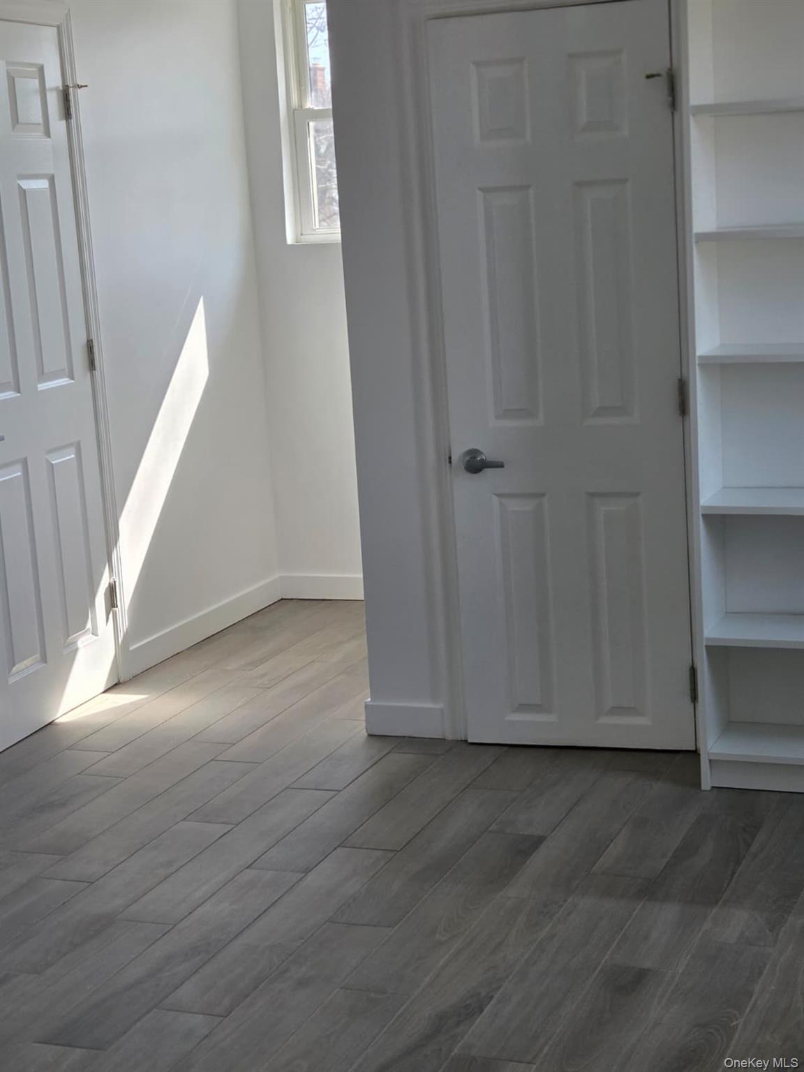 16 Trinity Place Hewlett, NY 11557 - Photo 15 of 34