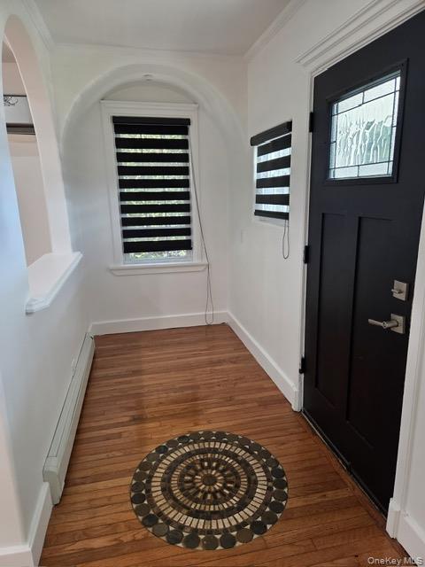 16 Trinity Place Hewlett, NY 11557 - Photo 2 of 34