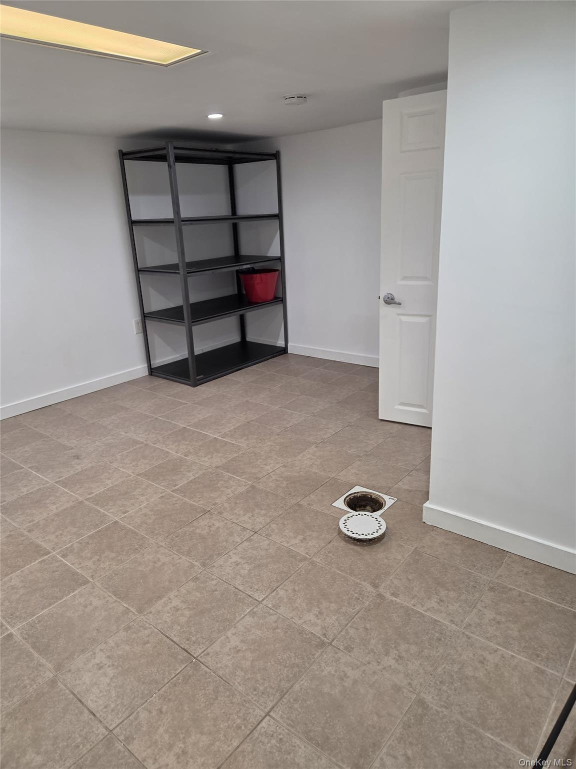 16 Trinity Place Hewlett, NY 11557 - Photo 21 of 34