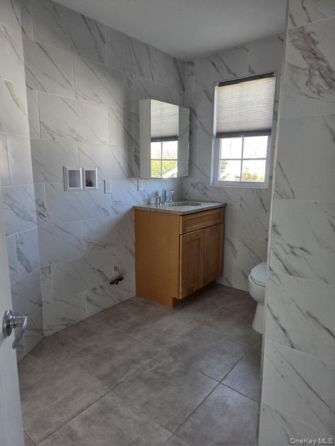 16 Trinity Place Hewlett, NY 11557 - Photo 25 of 34