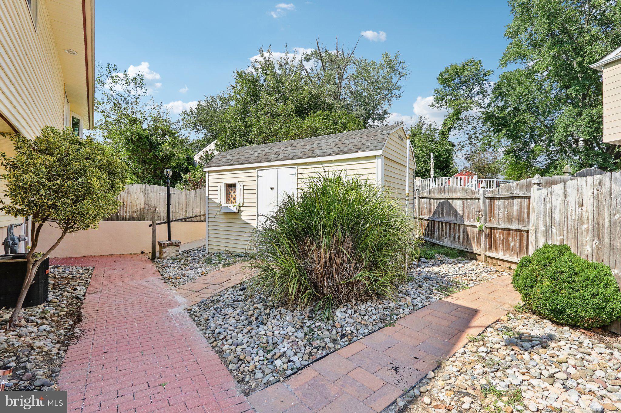 19 Hillcrest Road Stratford, NJ 08084 - Photo 36 of 42