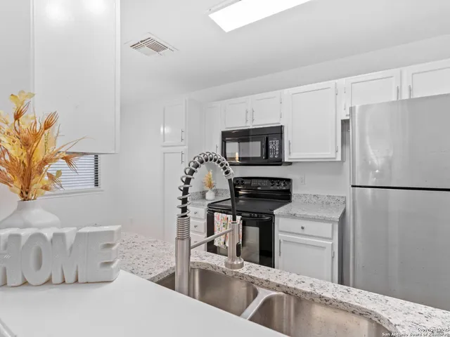 $249,000 | 4410 Pebble Hill, San Antonio, TX 78217