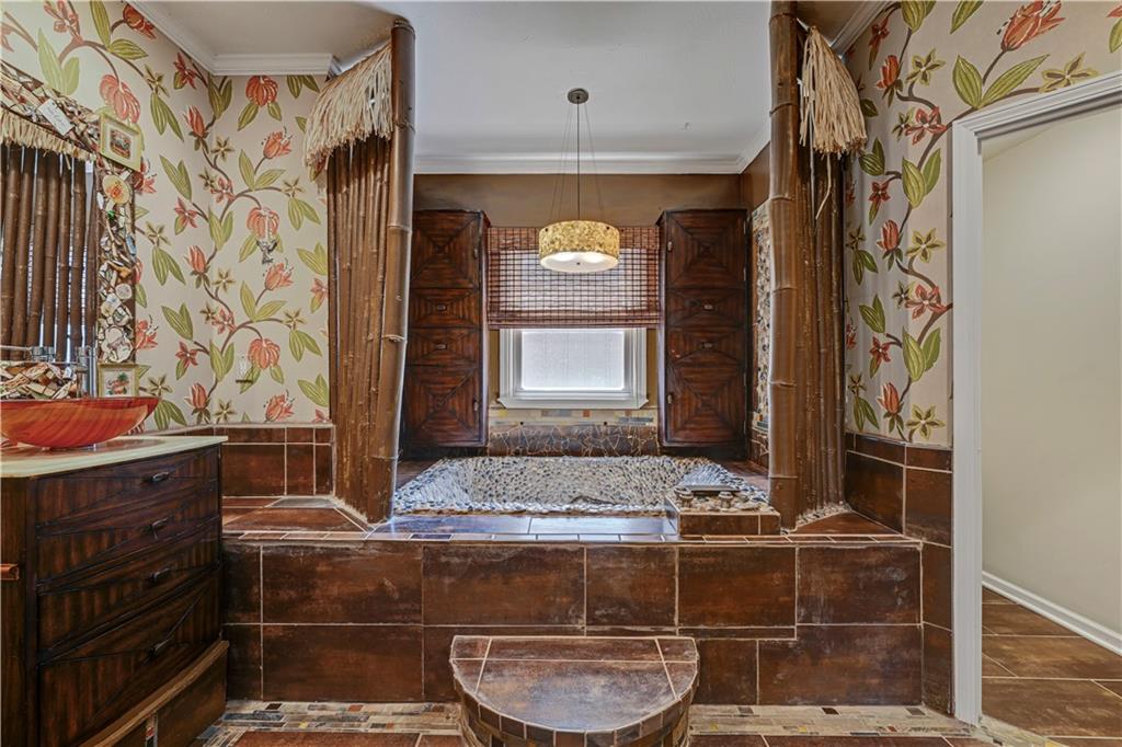 12909 Reeder Street Overland Park, KS 66213 - Photo 20 of 35